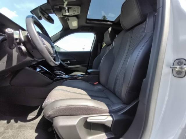 Peugeot 2008 image 3