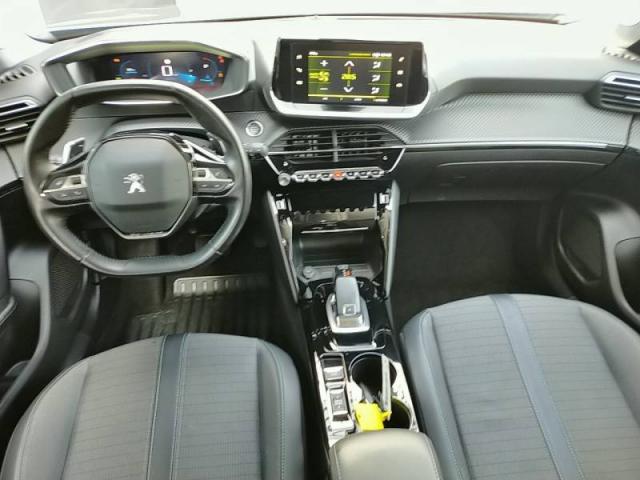 Peugeot 2008 image 1