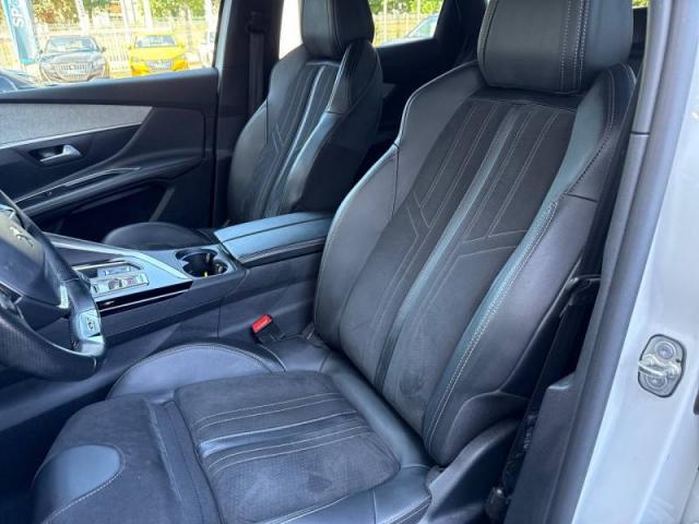 Peugeot 3008 image 1