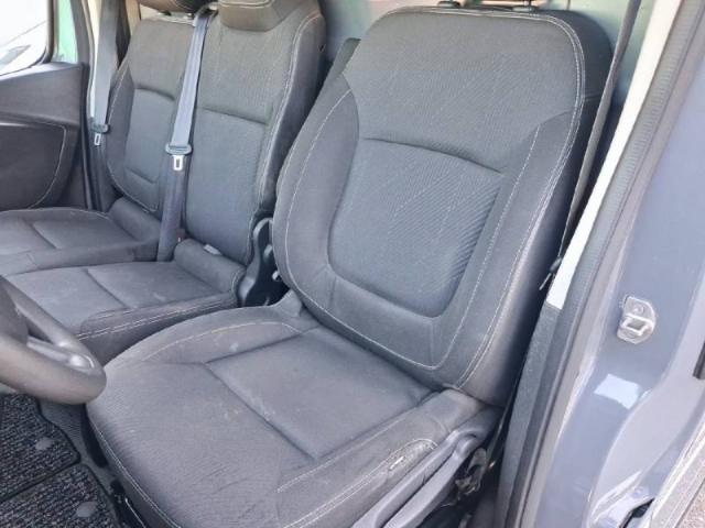 Renault Trafic image 9