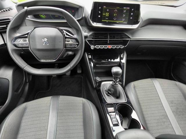 Peugeot 2008 image 4