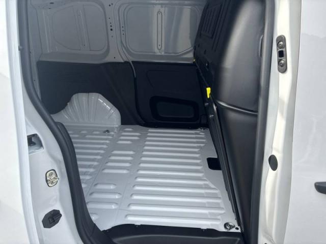 Peugeot Partner image 2