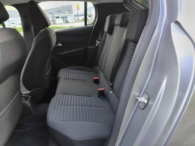 Peugeot 208 image 4