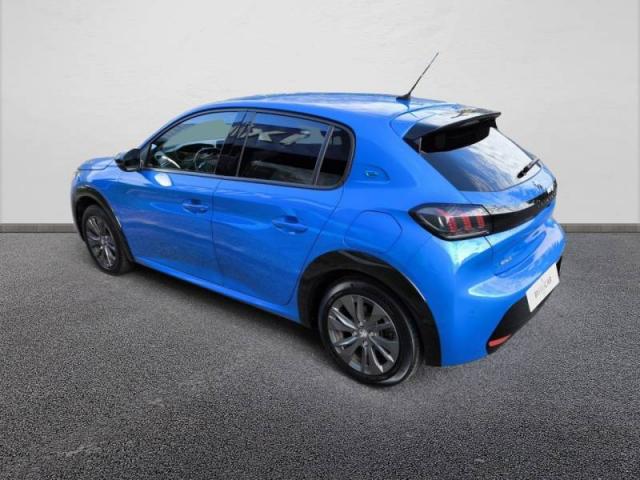 Peugeot 208 image 6