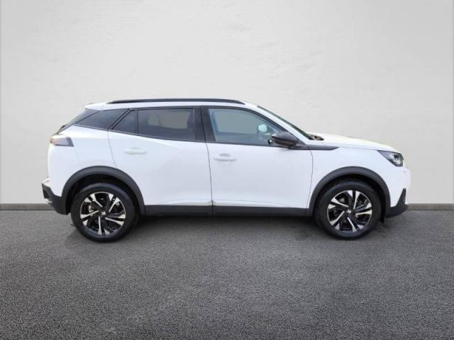 Peugeot 2008 image 3