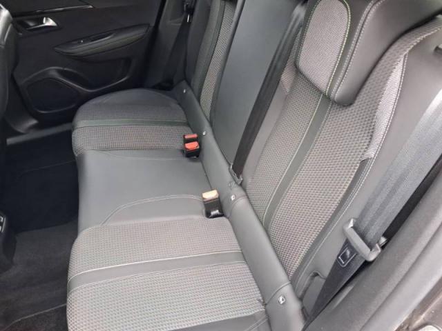 Peugeot 2008 image 4
