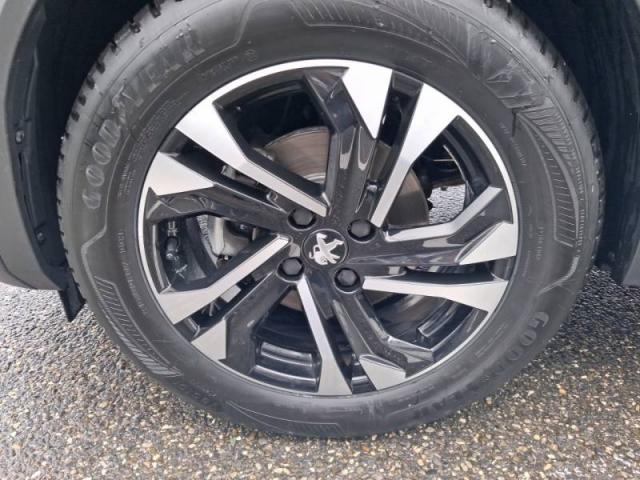 Peugeot 2008 image 1