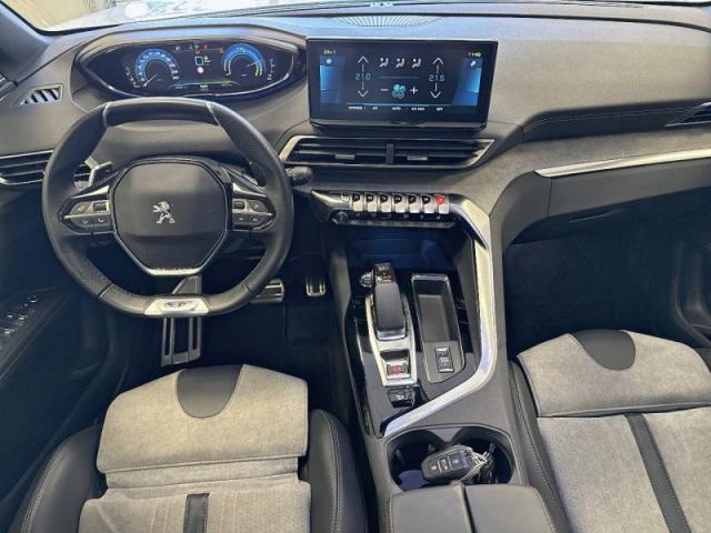 Peugeot 3008 image 2