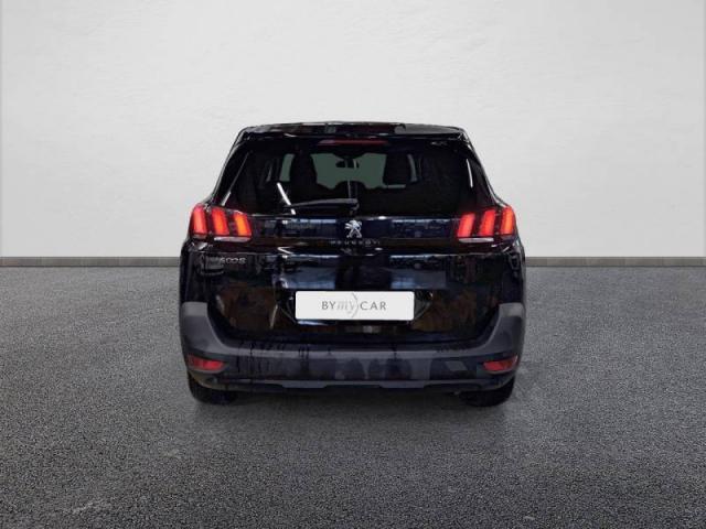 Peugeot 5008 image 4
