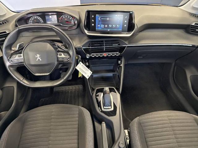 Peugeot 208 image 8