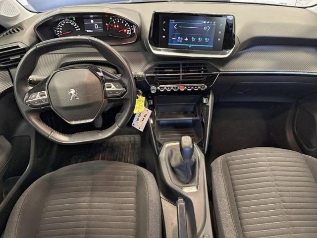 Peugeot 208 image 1