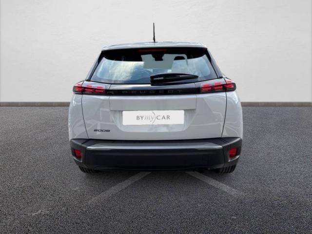Peugeot 2008 image 8