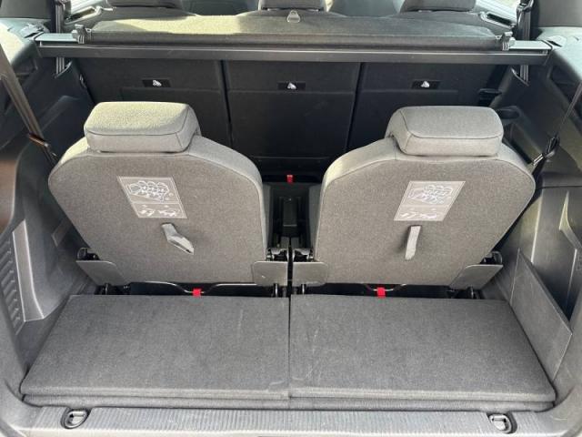 Peugeot 5008 image 1