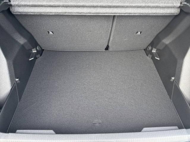 Peugeot 2008 image 1