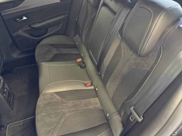 Peugeot 408 image 6