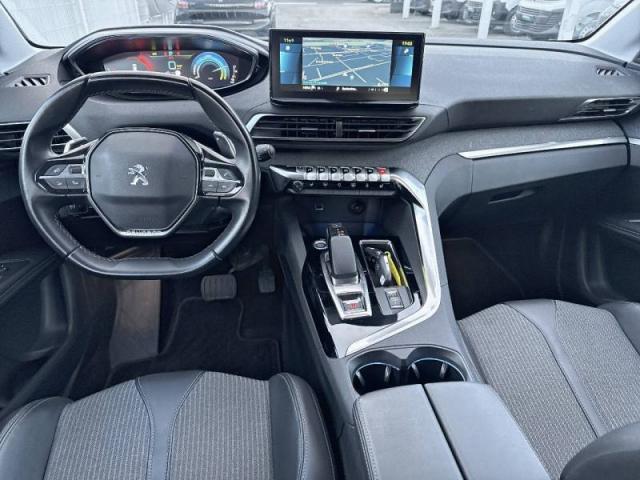 Peugeot 3008 image 3