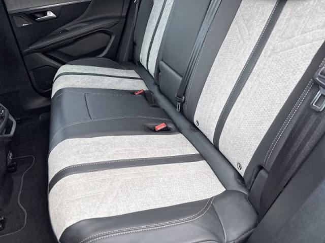 Peugeot 3008 image 7