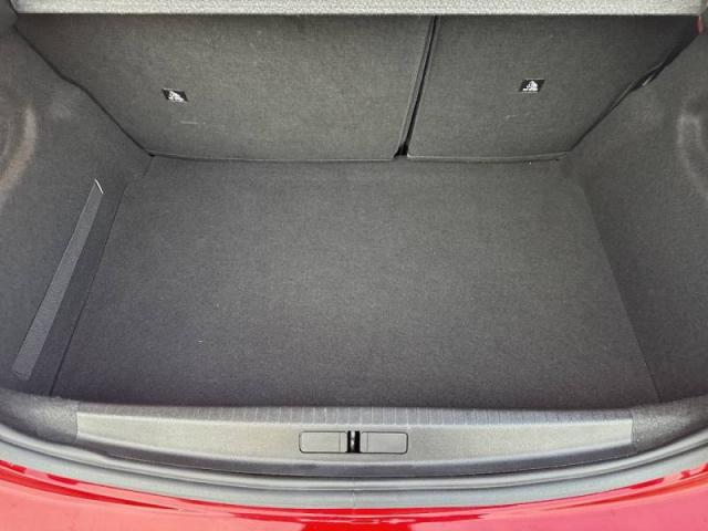 Peugeot 208 image 4
