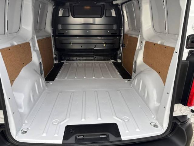 Peugeot Expert image 3