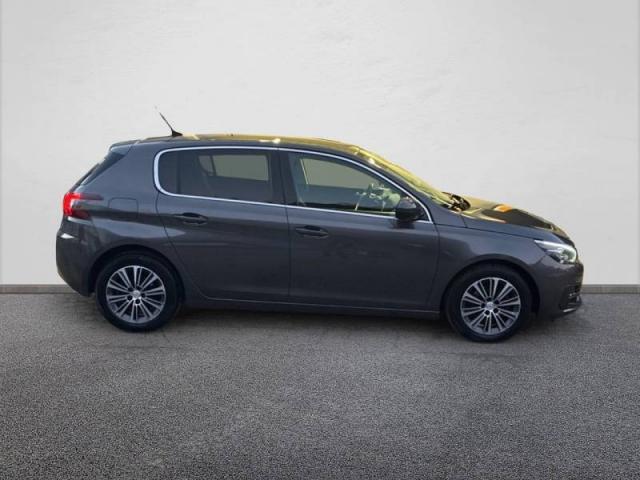 Peugeot 308 image 9