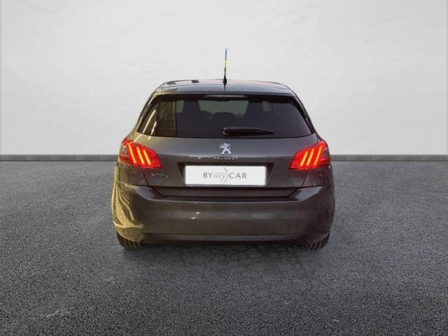Peugeot 308 image 8