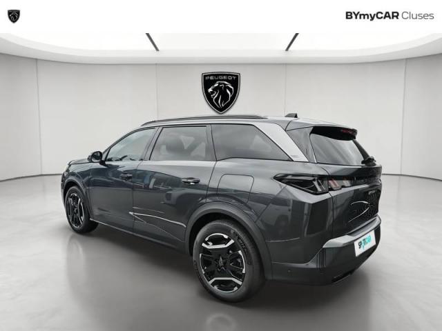 Peugeot 5008 image 1