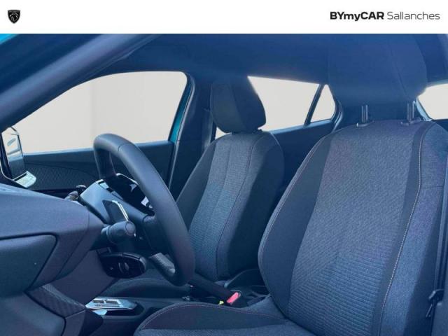 Peugeot 2008 image 2