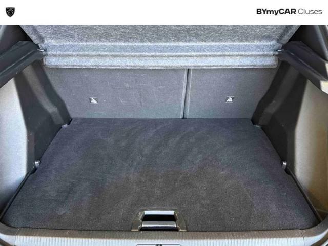 Peugeot 2008 image 9