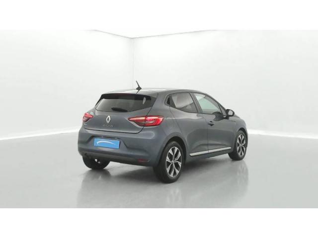 Clio image 3