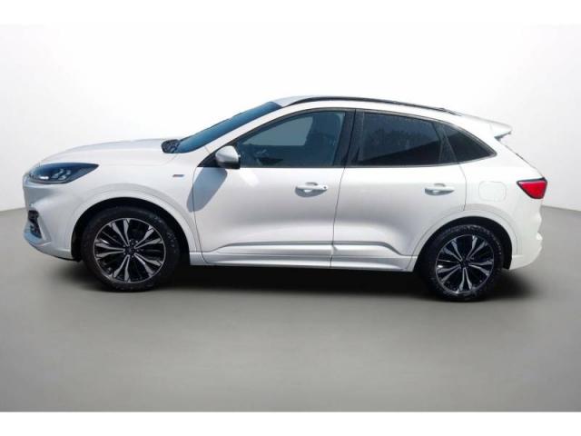 Ford Kuga image 8
