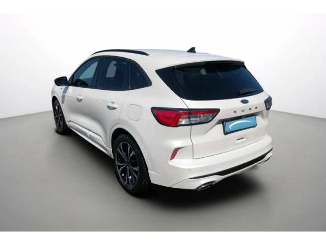 Ford Kuga image 2