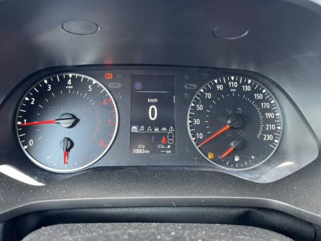 Renault Captur image 2