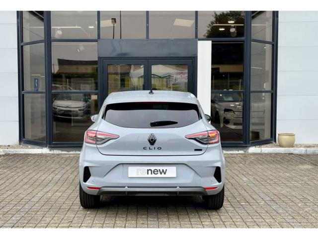 Renault Clio image 8