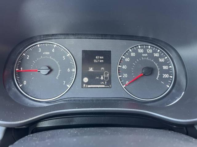 Dacia Sandero image 2