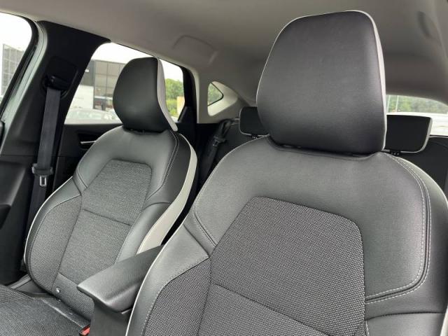 Renault Captur image 9