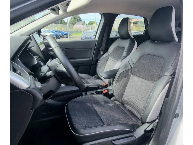 Renault Captur image 1