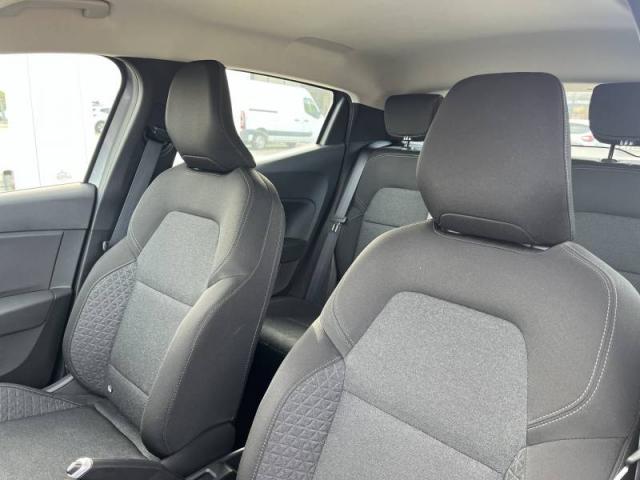 Renault Clio image 6