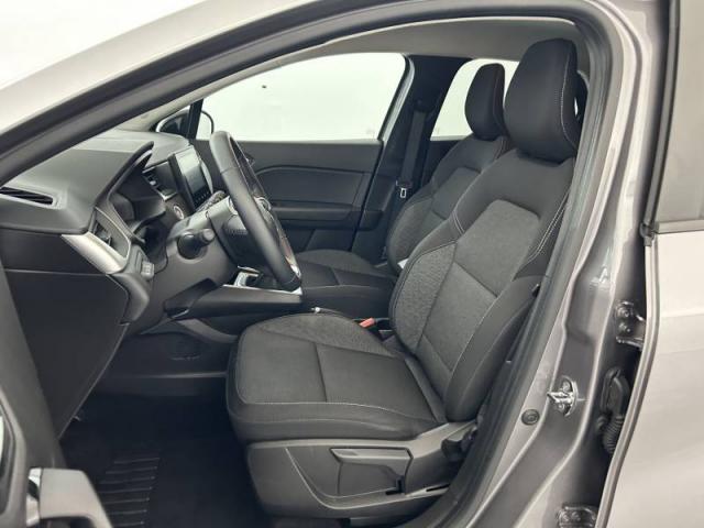 Renault Captur image 2