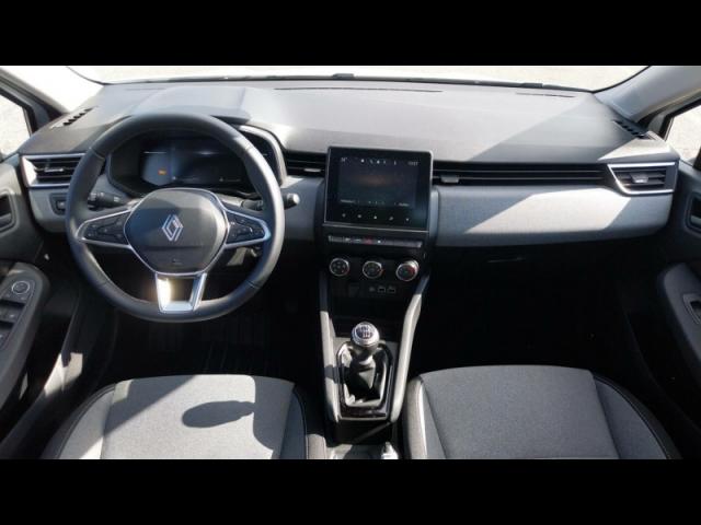 Renault Clio image 2