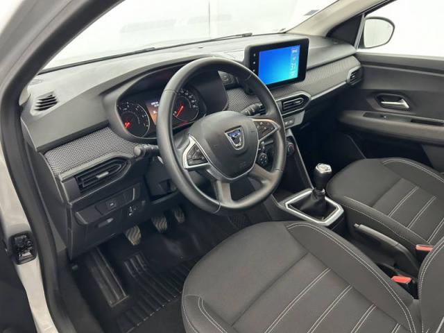 Dacia Jogger image 1