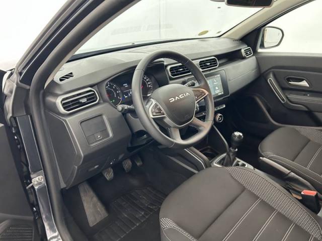 Dacia Duster image 1