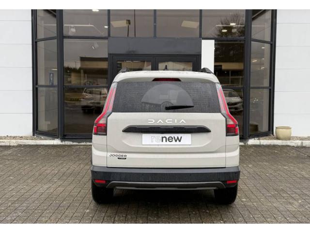 Dacia Jogger image 1