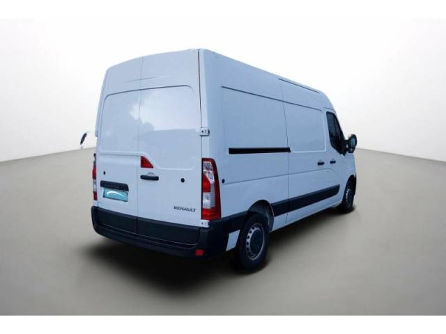 Renault Master image 2