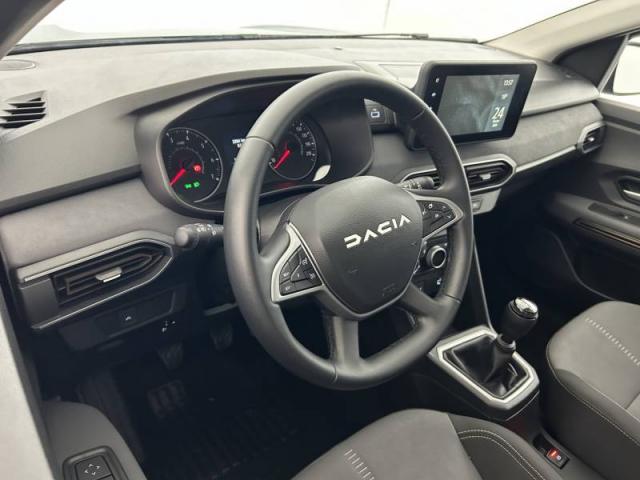 Dacia Sandero image 1