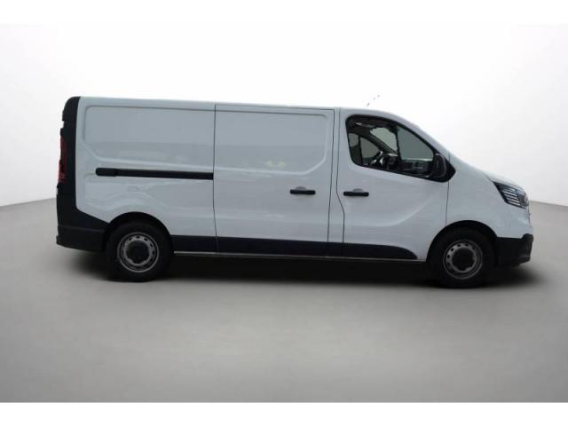 Renault Trafic image 8