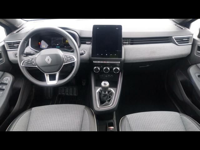 Renault Clio image 8