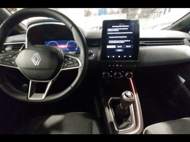 Renault Clio image 9