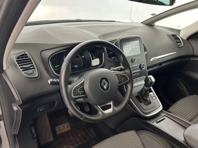 Renault Grand Scénic image 1