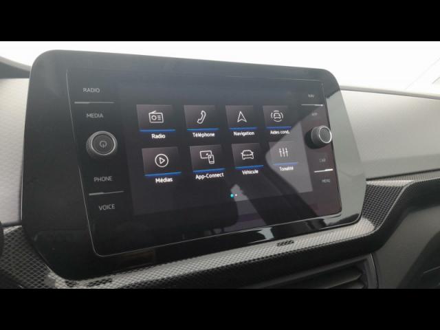 Volkswagen T-Cross image 9