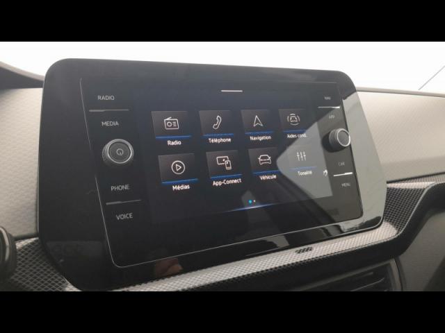 Volkswagen T-Cross image 2